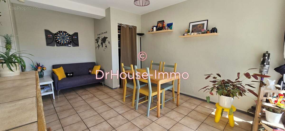 Appartement à SAINT-ETIENNE