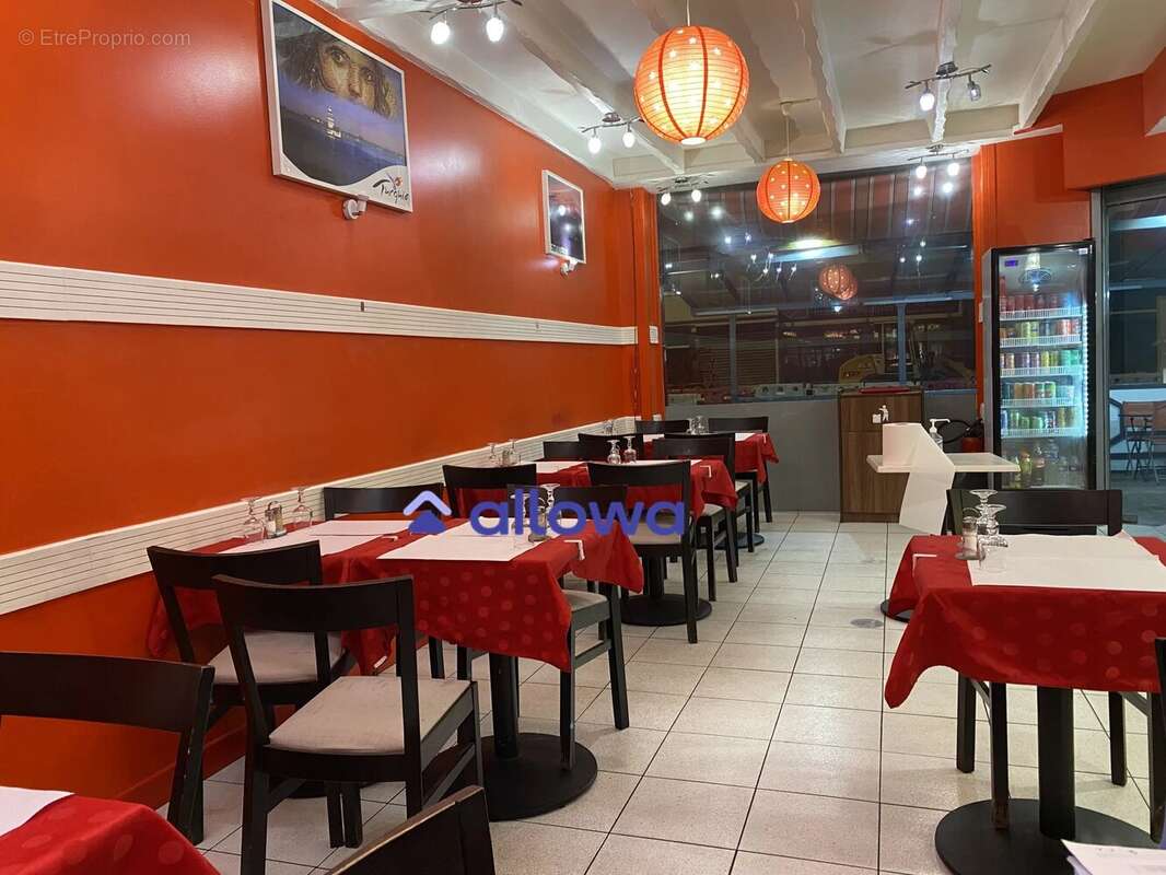 Commerce à VILLENAVE-D&#039;ORNON