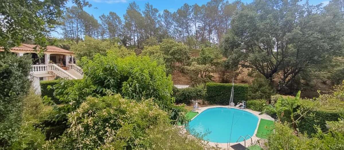 Maison de 7 pièces de 165 m² à Cabasse - photo 8