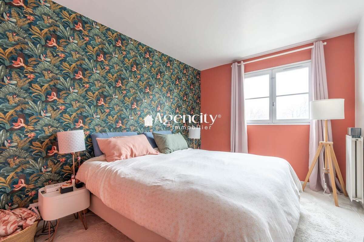 Appartement à TORCY