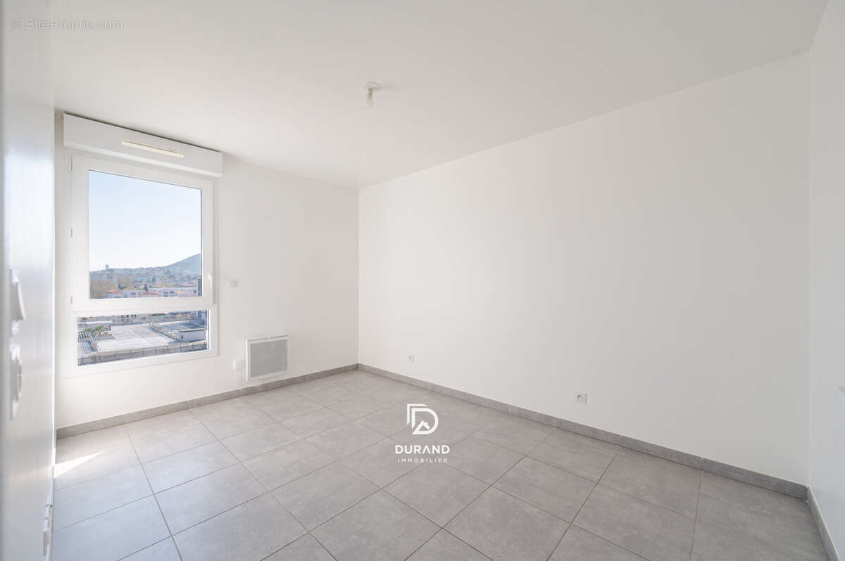 Appartement à MARSEILLE-10E