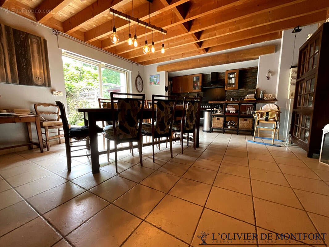 Maison à MONTFORT-L&#039;AMAURY