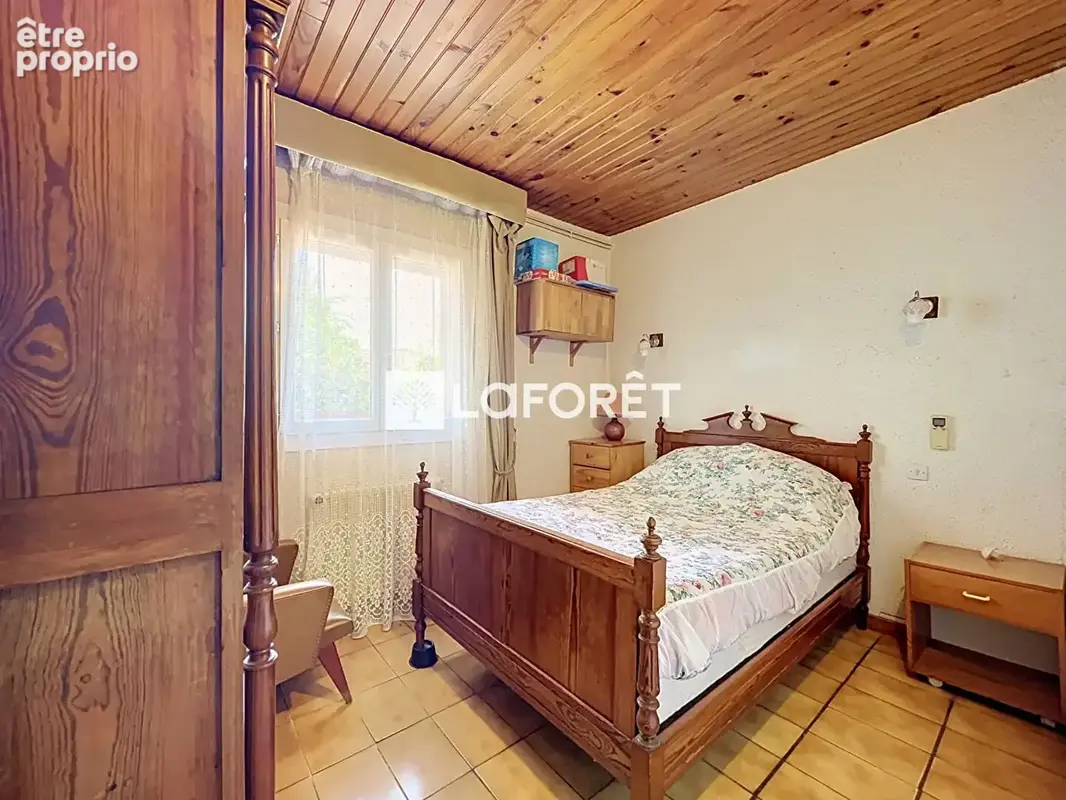 Palau-del-vidre , deux habitations, une piscine et un potentiel rare aux portes des plages ! - photo 17