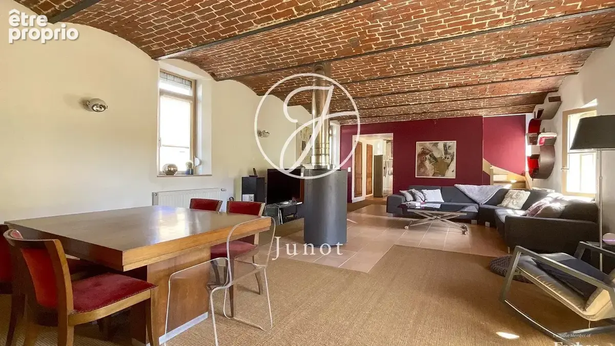 Gruson – Ferme au carré à vendre – 178m² - 4 chambres – Bureau - Jardin – Cave – Grange - photo 2