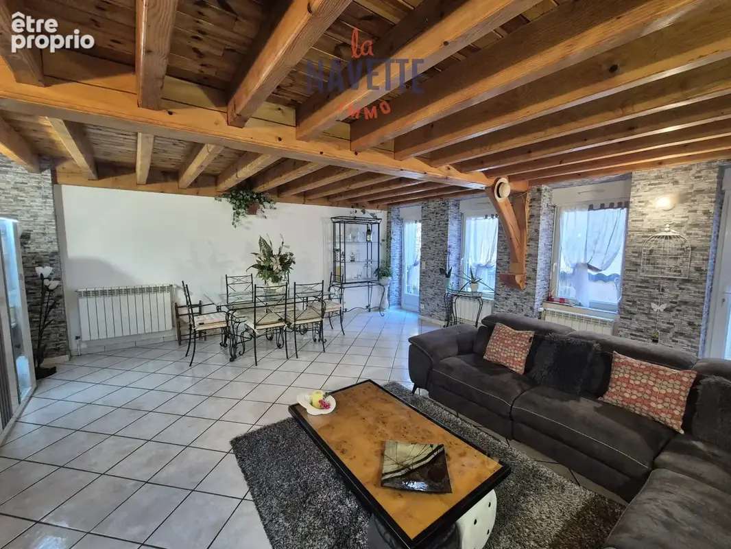 Photo Maison à La Roche-Blanche au prix de 250 000€
