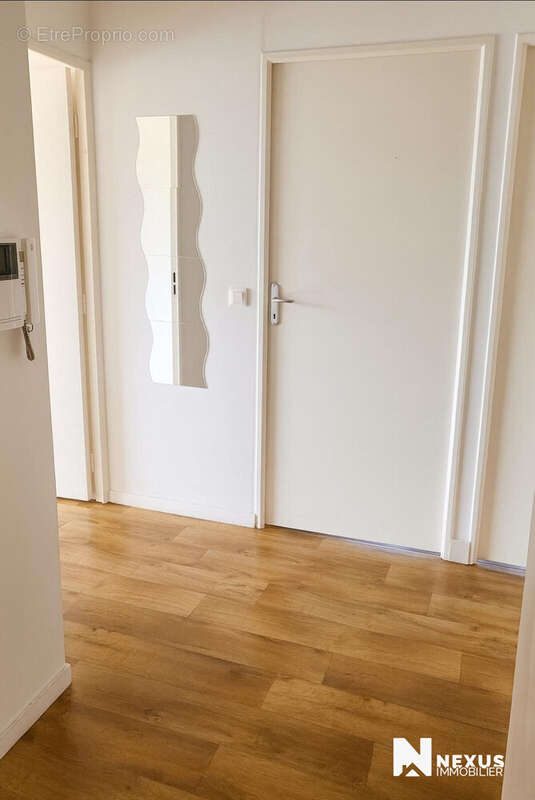 Appartement à SAINT-ETIENNE-DU-ROUVRAY