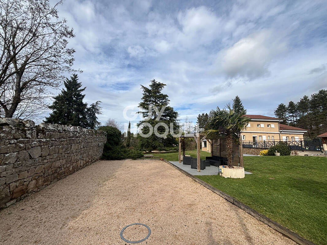 Maison à SAINT-CYR-LES-VIGNES