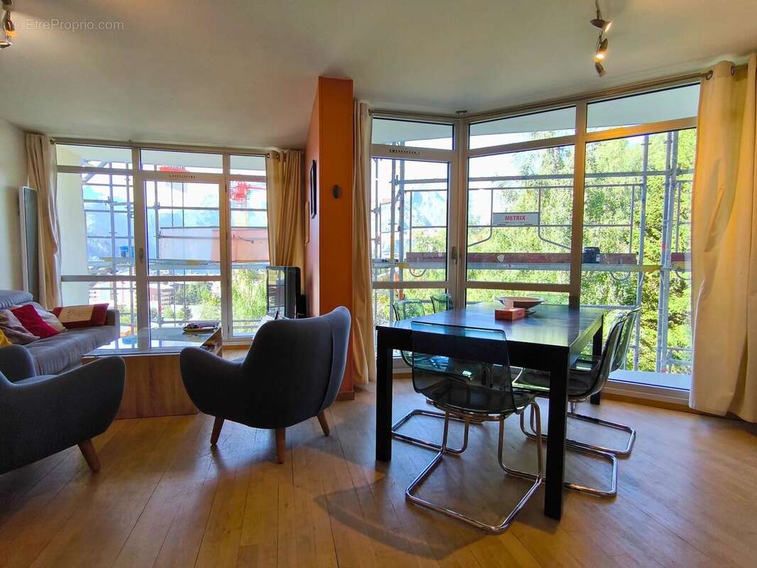 Appartement T3 en centre station - photo 2