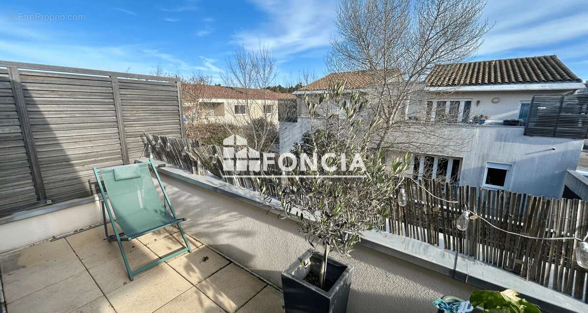 Appartement à PERTUIS
