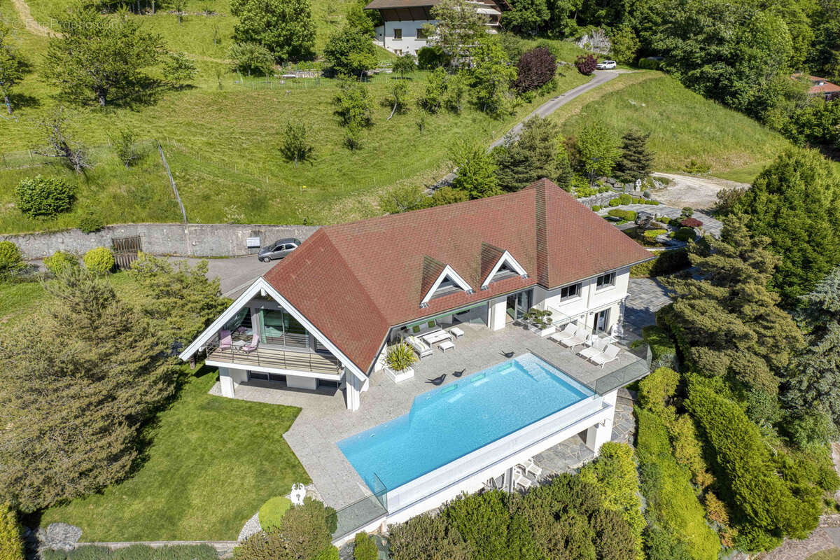 Villa d'exception dominant le lac - photo 88
