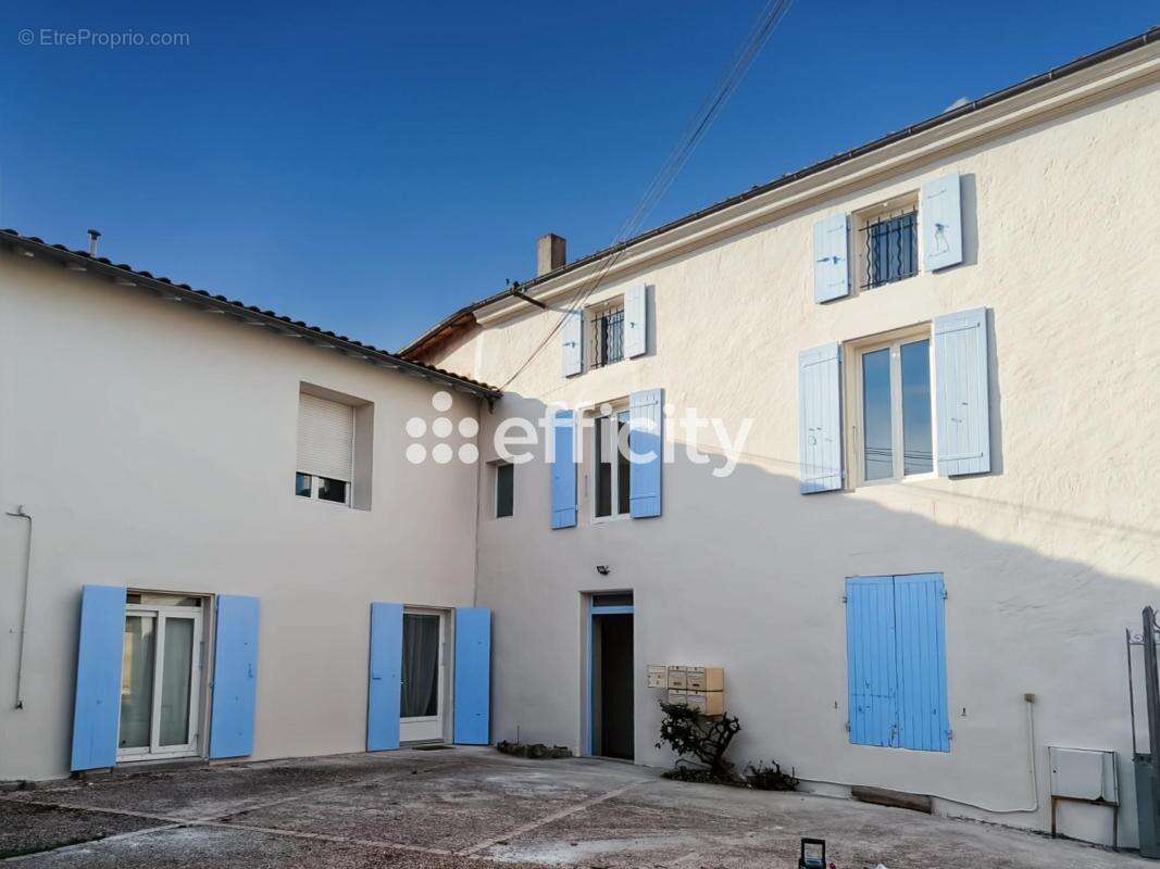 Appartement à SAINT-JEAN-D&#039;ANGELY