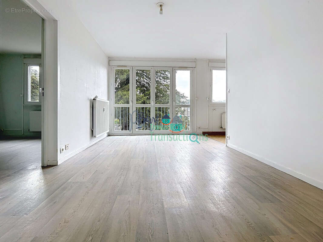 Appartement à LILLEBONNE