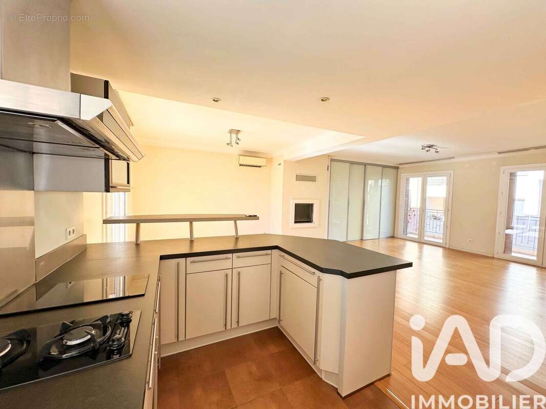 Photo 3 - Appartement à SAINT-RAPHAEL