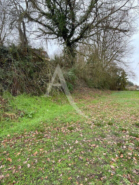 Terrain à MONTRICHARD