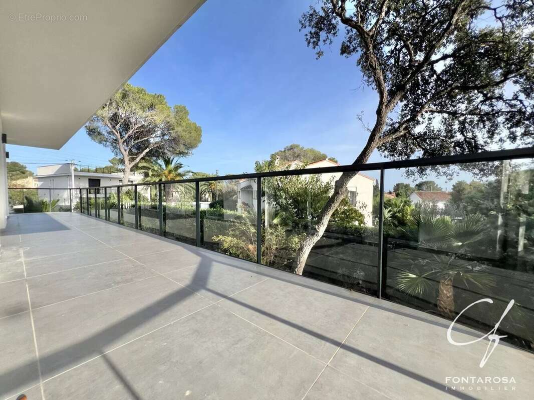 Appartement à SAINT-RAPHAEL