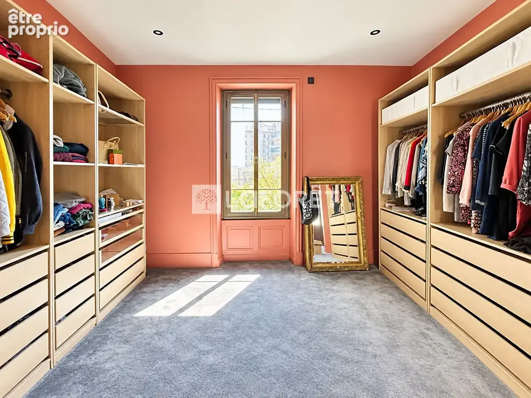 Maison de ville de caractère ? 4 chambres, garage 3 voitures et extérieur à Roanne - photo 10