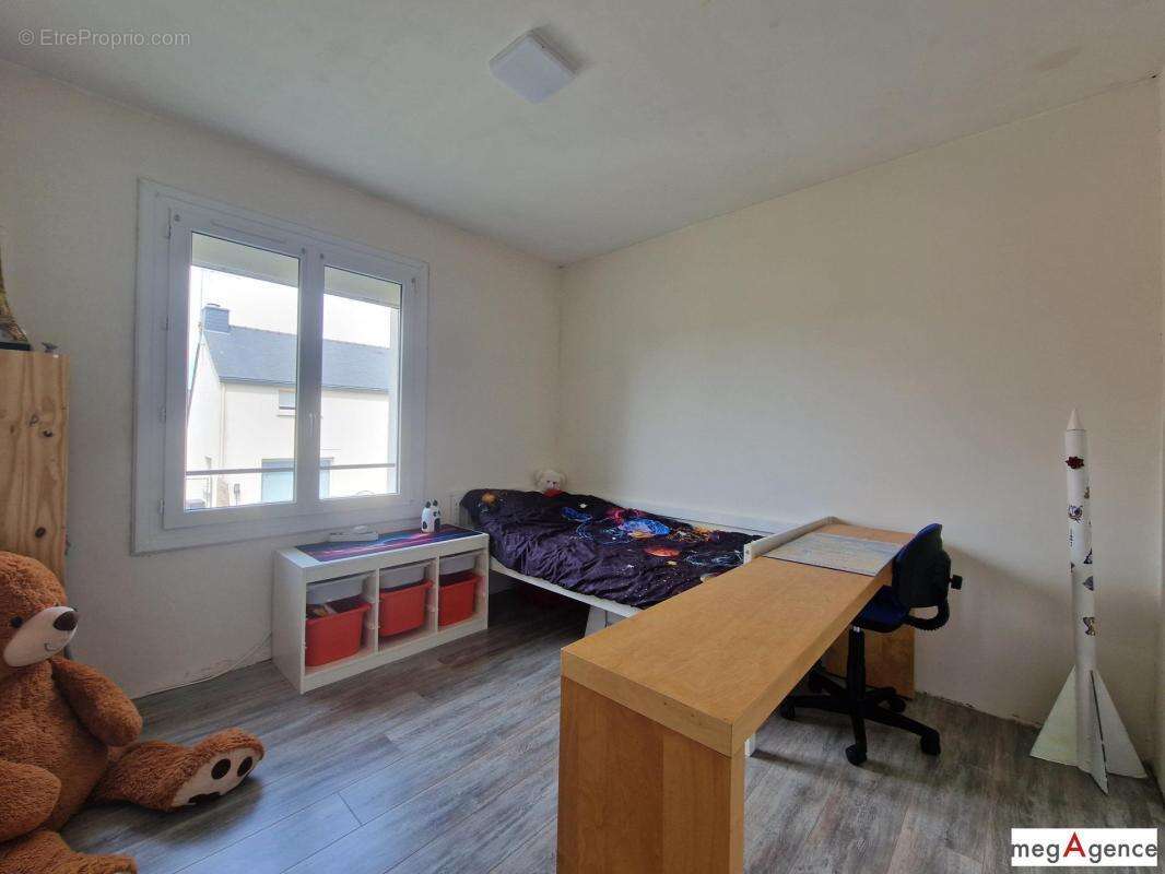 Maison familiale proche du bourg - photo 9