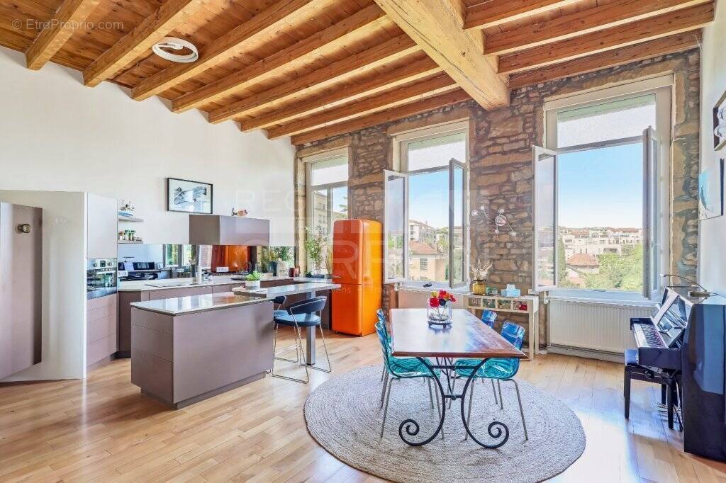 Appartement à LYON-4E