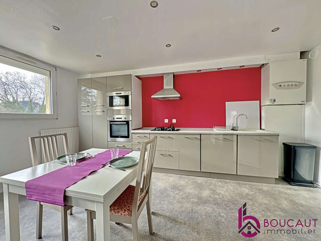 Appartement à LE PLESSIS-ROBINSON