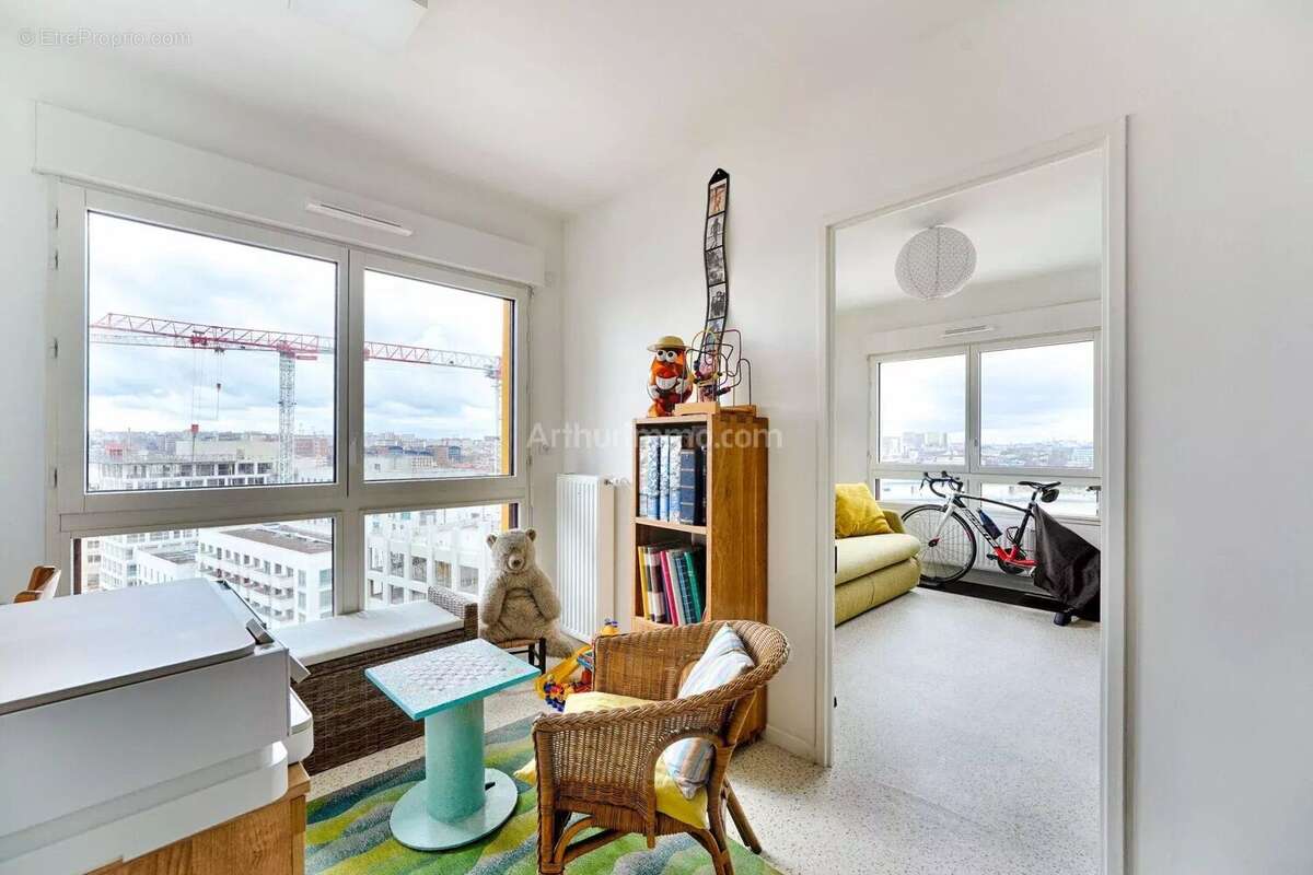 Appartement à IVRY-SUR-SEINE