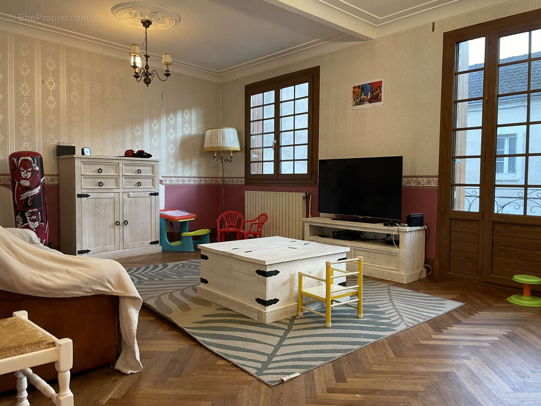 Maison à CHATELLERAULT