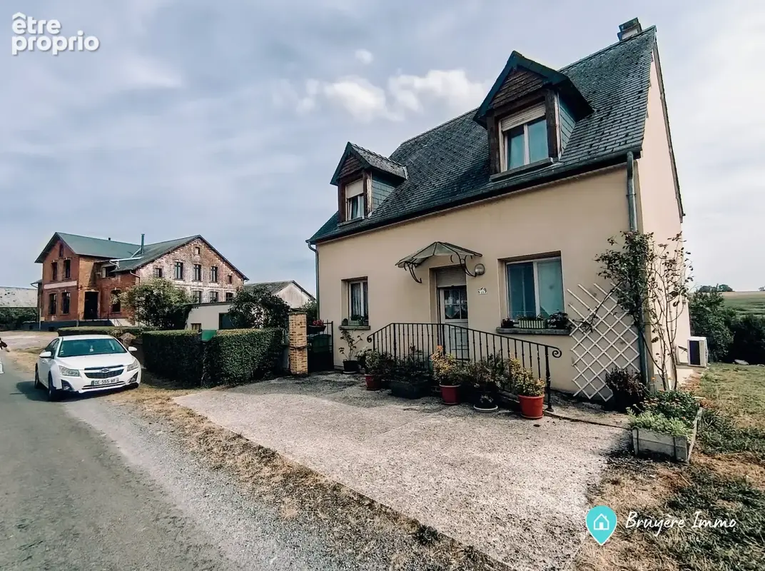 Maison à DOHIS