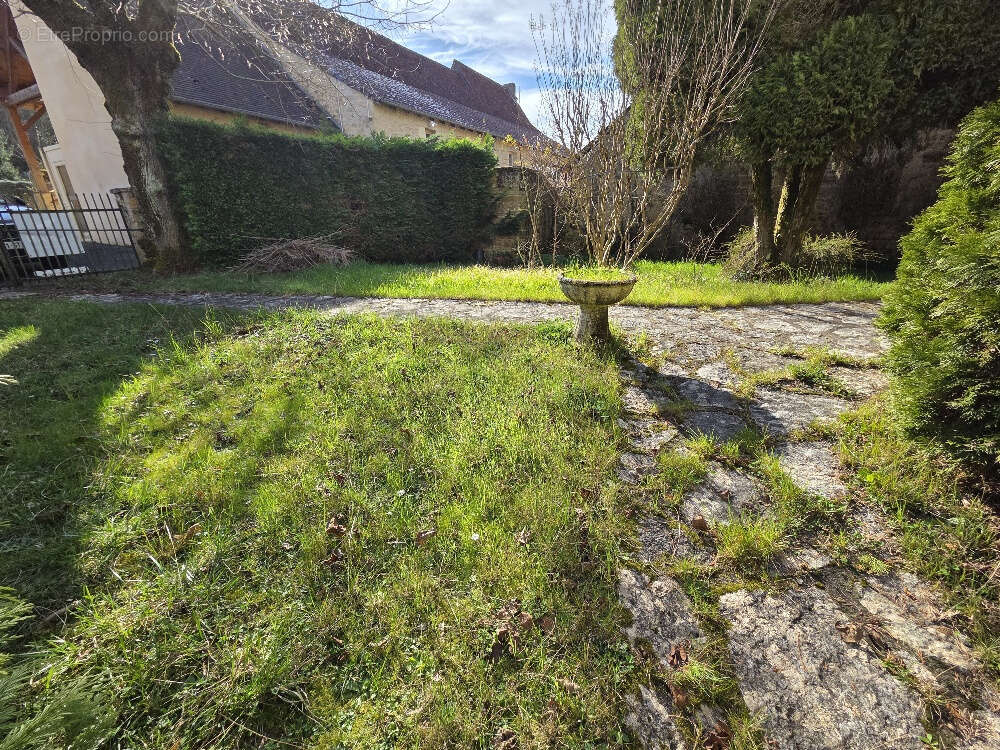 Maison à GRANGES-D'ANS