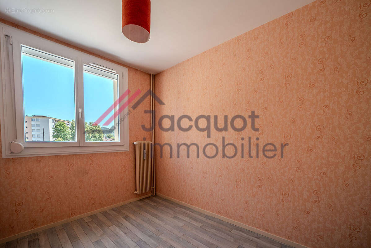 Appartement à LONS-LE-SAUNIER