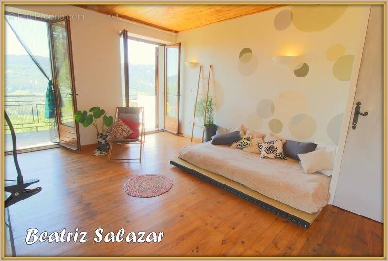 Appartement à SEYNE