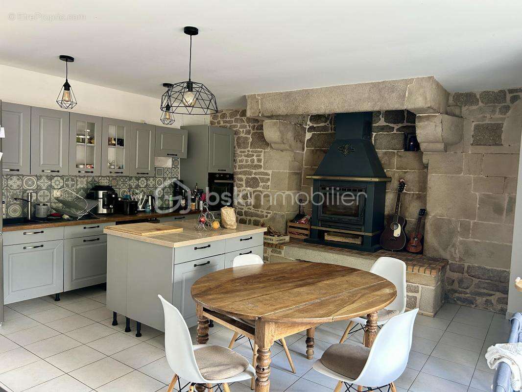 Charmante longère en pierre de 125 m² - photo 8