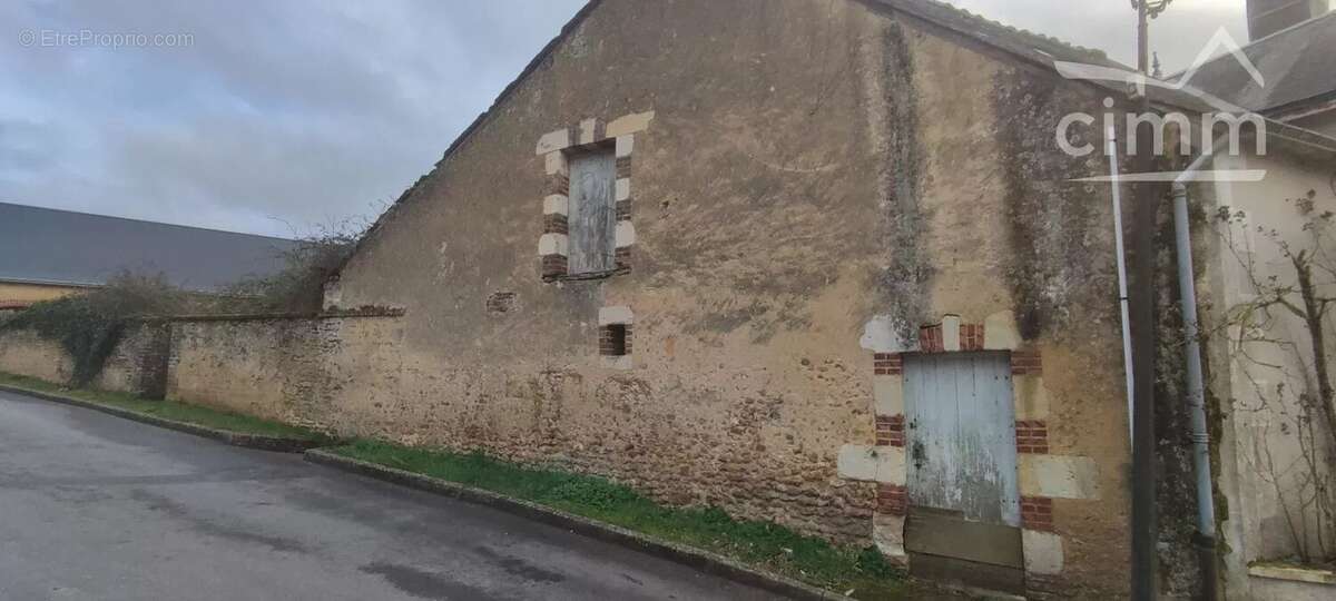 Appartement à LAVENAY