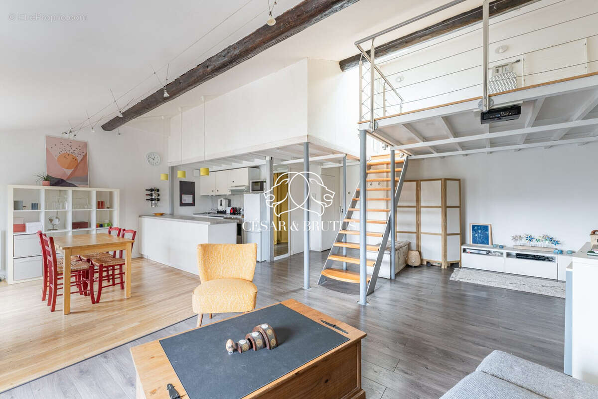 Appartement à CALUIRE-ET-CUIRE