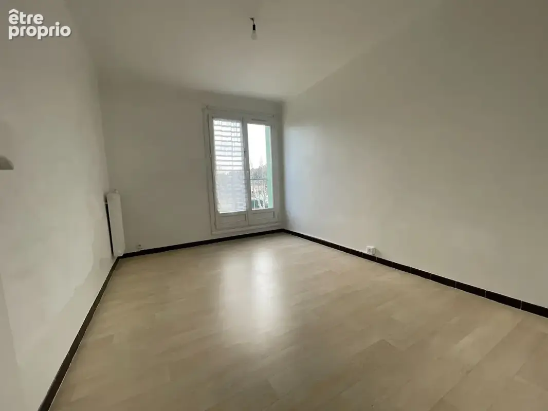 T4 au dernier étage de 70.93 m2 - Village des Milles - photo 9