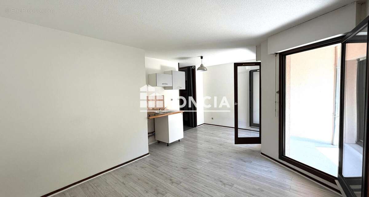 Appartement à VIZILLE