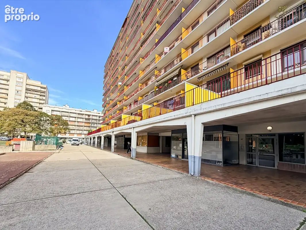Studio rénové à vendre à Rosny-sous-Bois - Centre-ville - Idéal Investisseur - photo 9
