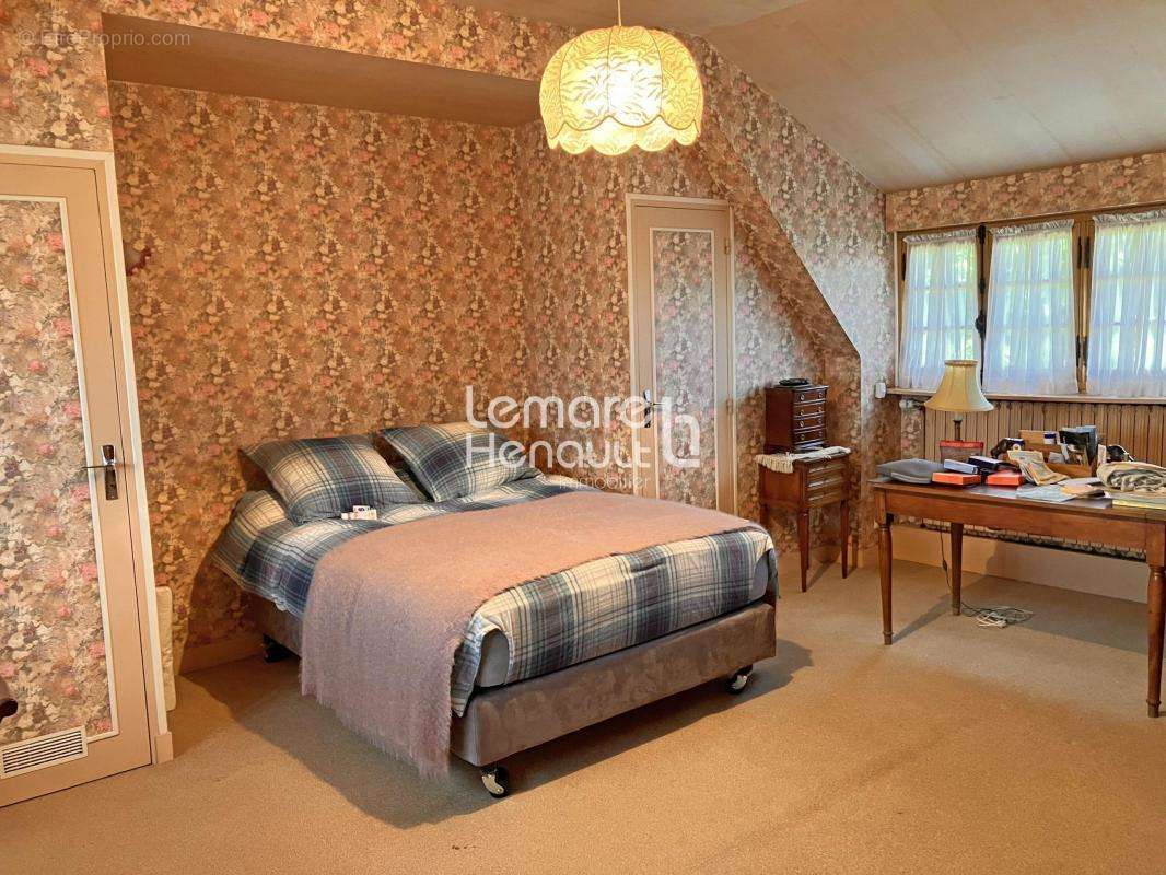 Maison à LE BOULLAY-MIVOYE