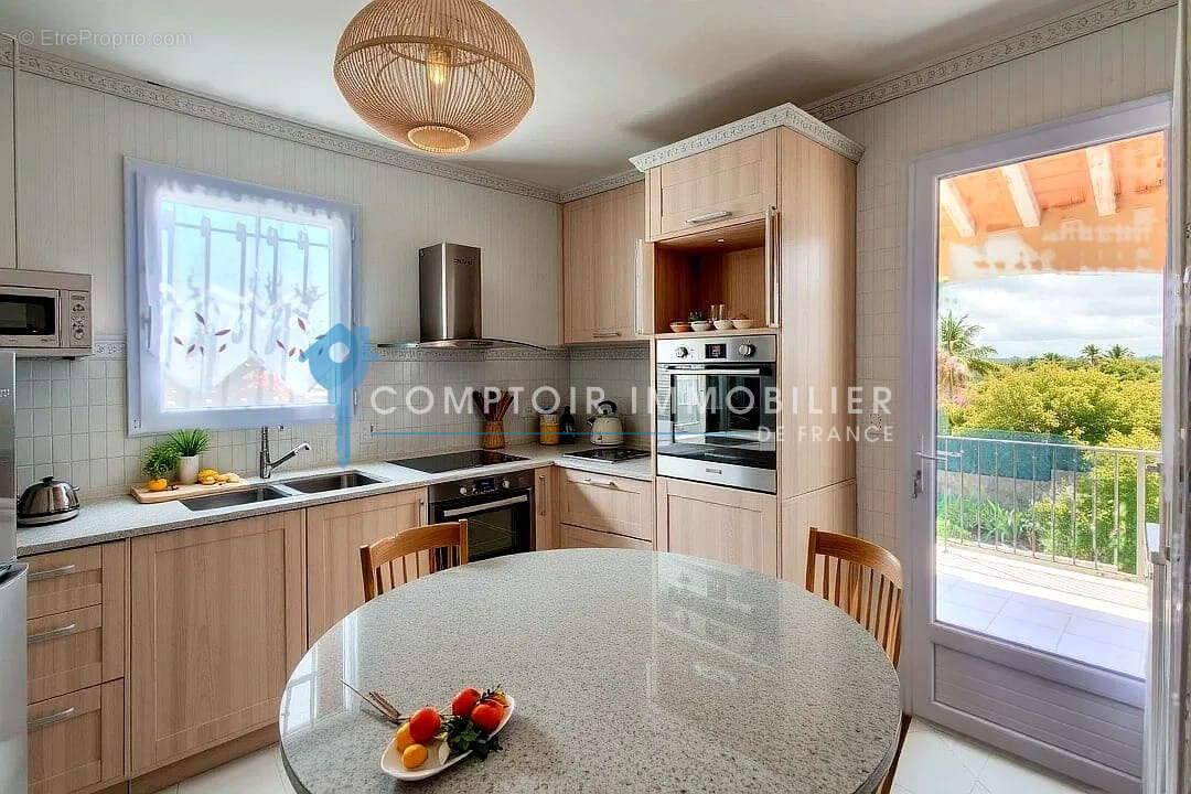 Maison à LA CALMETTE