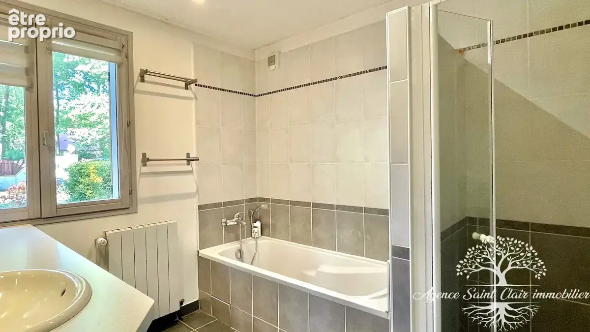 Maison 3 chambres et sous sol complet - photo 12