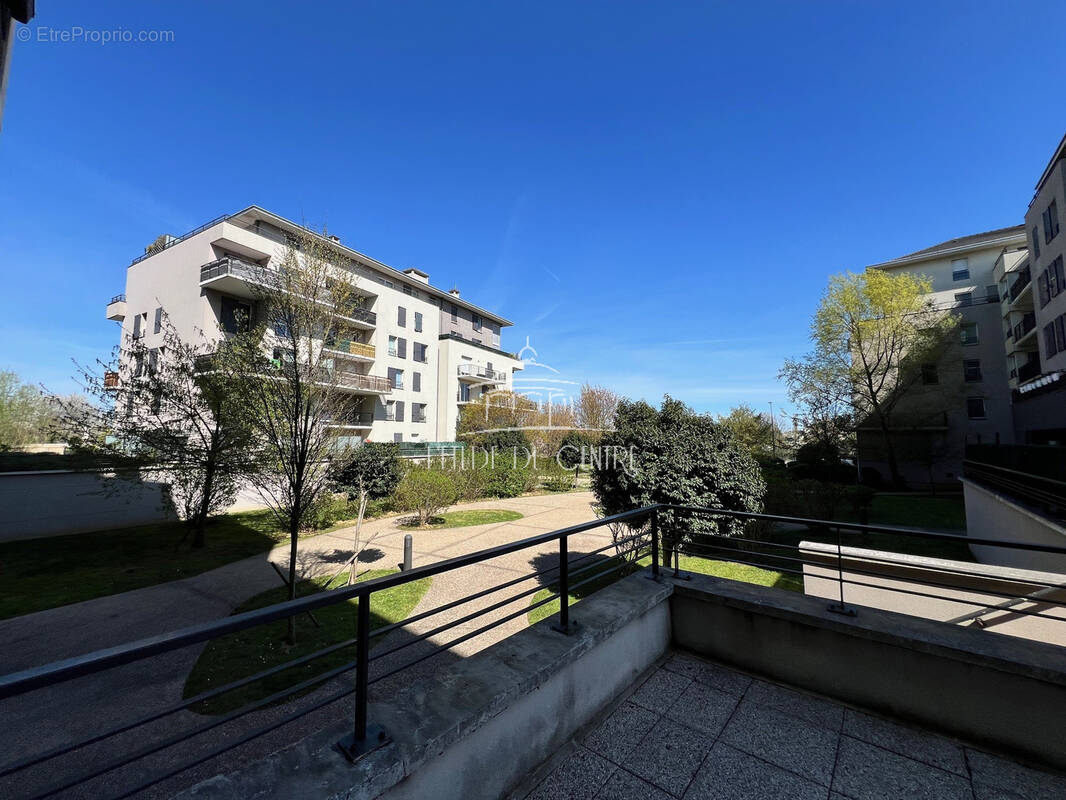 Appartement à VILLENEUVE-LE-ROI