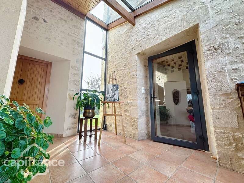 Propriété 12 pièces proche de THOUARS (79) un lieu d’exception - photo 8