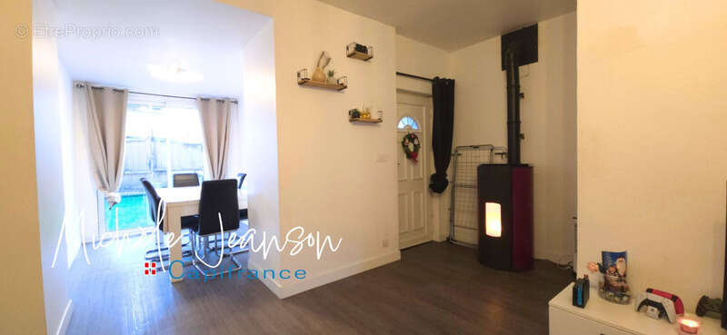 Maison à LA ROCHETTE