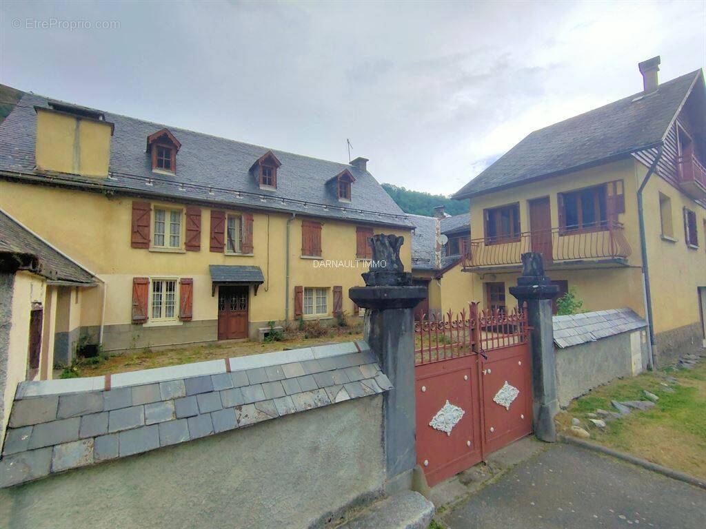 Appartement à OO