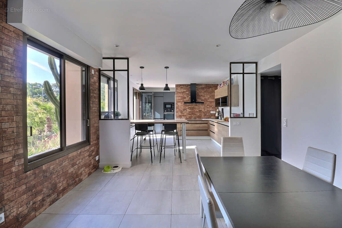 Maison à CASTELNAU-LE-LEZ