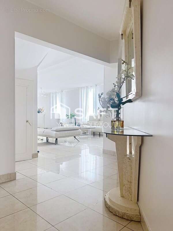 Photo 2 - Maison à BAGNOLET