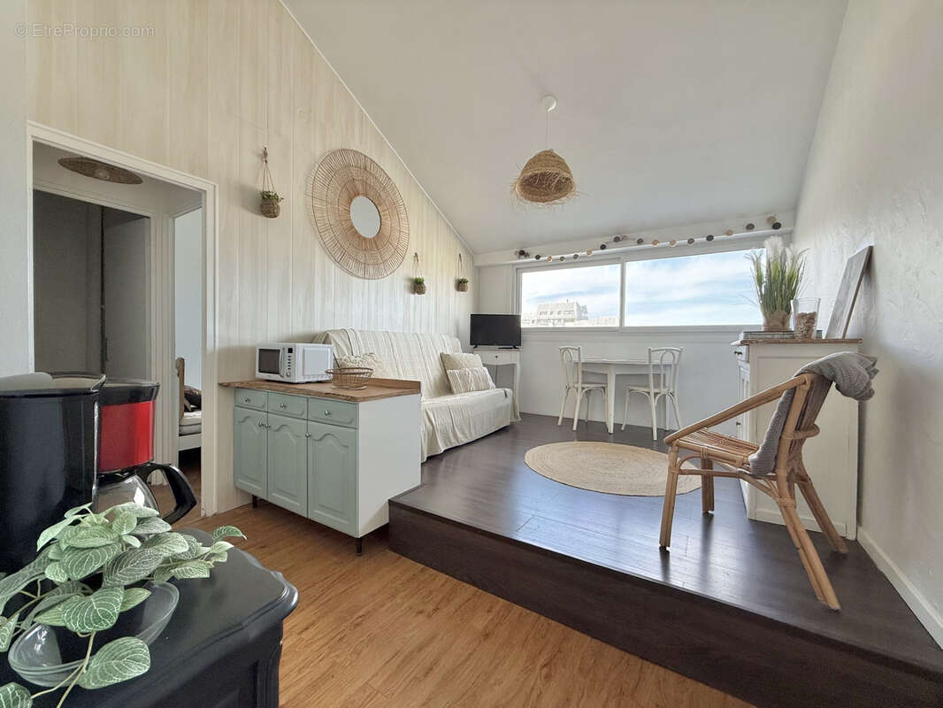 Appartement à COURSEULLES-SUR-MER