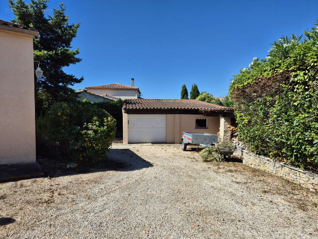 Maison 145 m2 Hab. Terrain 115 m2 Piscine - photo 20