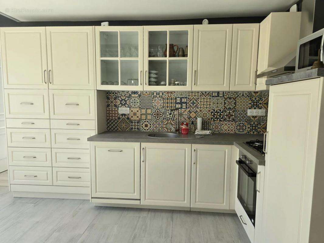 Maison à BOUTEILLES-SAINT-SEBASTIEN