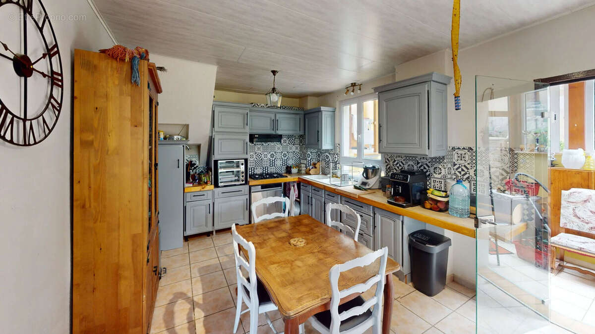 Maison à MONTFAUCON