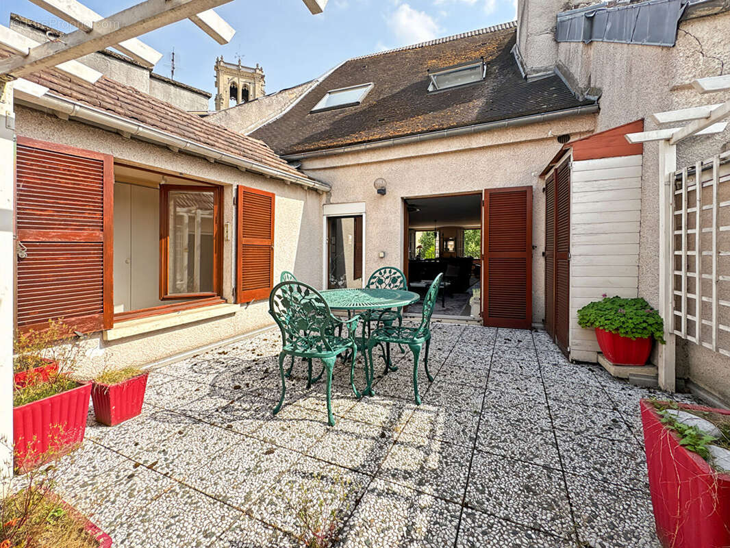 Maison à MANTES-LA-JOLIE