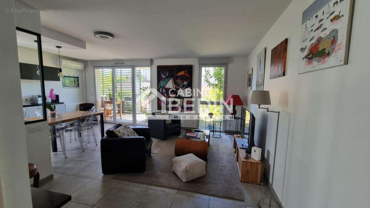 Appartement à TOURNEFEUILLE